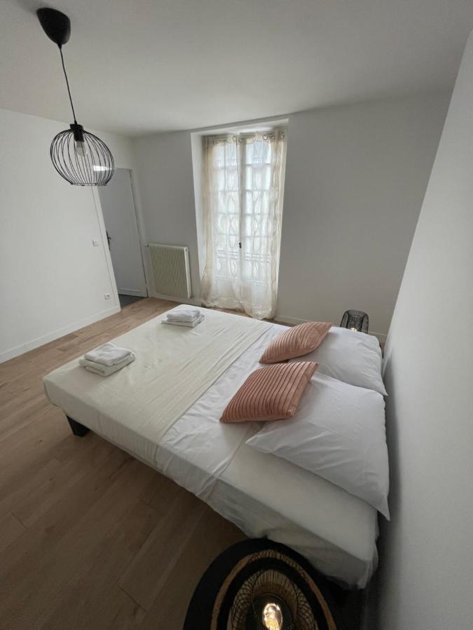 Appartement Coeur De Blois /Heart Of The City Buitenkant foto